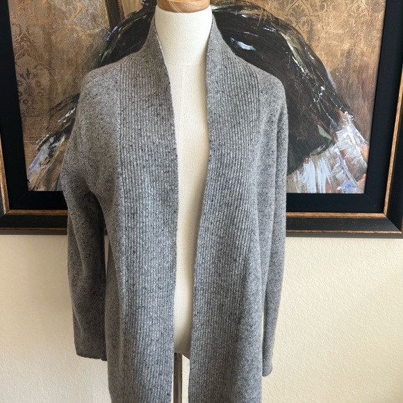 Neiman Marcus Wool & Cashmere Sweater Gray Size M - Picture 2 of 4